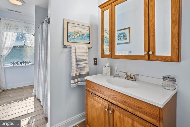 4957 BAR NECK RD, Tilghman, MD 21671