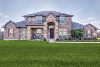 17055 Lochwood Lane, Forney, TX 75126