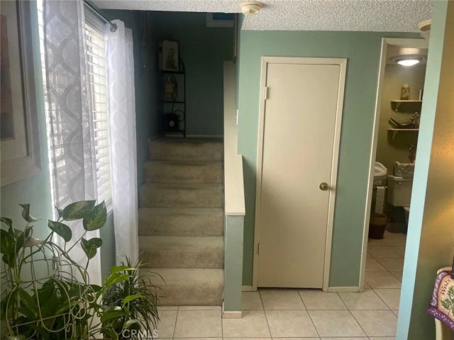619 Bristol 17, Santa Ana, CA 92703