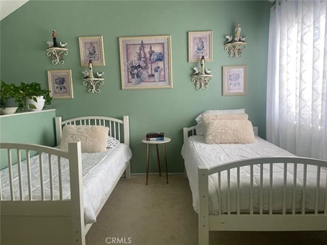 619 Bristol 17, Santa Ana, CA 92703