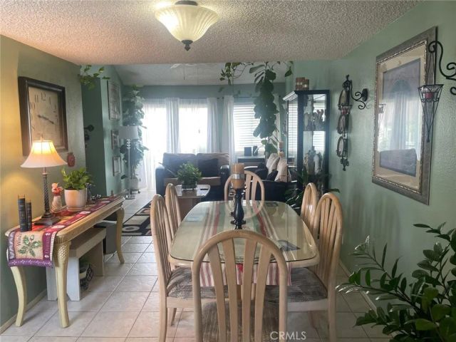 619 Bristol 17, Santa Ana, CA 92703