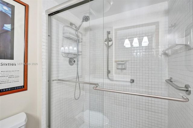 4001 Hillcrest Dr 817, Hollywood, FL 33021