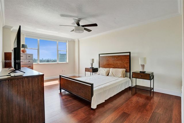 4001 Hillcrest Dr 817, Hollywood, FL 33021