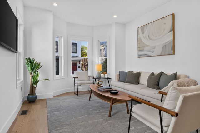 3 Fairlee St, Somerville, MA 02144