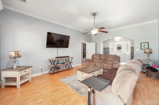 464 CARRINGTON AVE, Brighton, TN 38011