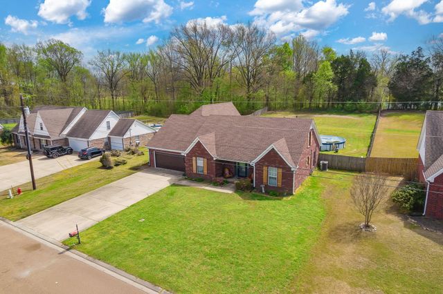 464 CARRINGTON AVE, Brighton, TN 38011