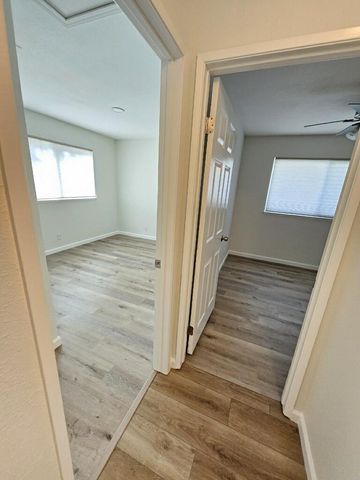 2007 Country Villa Dr, Auburn, CA 95603