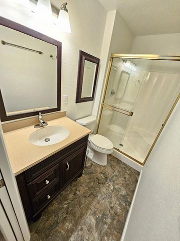 2007 Country Villa Dr, Auburn, CA 95603