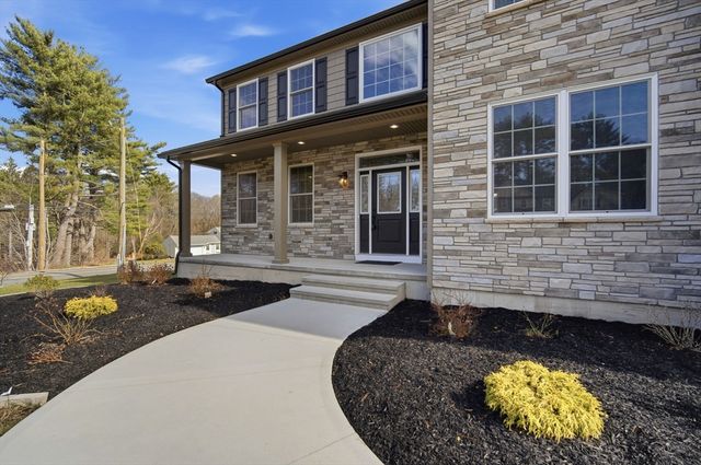 2 Scarlett, East Longmeadow, MA 01028