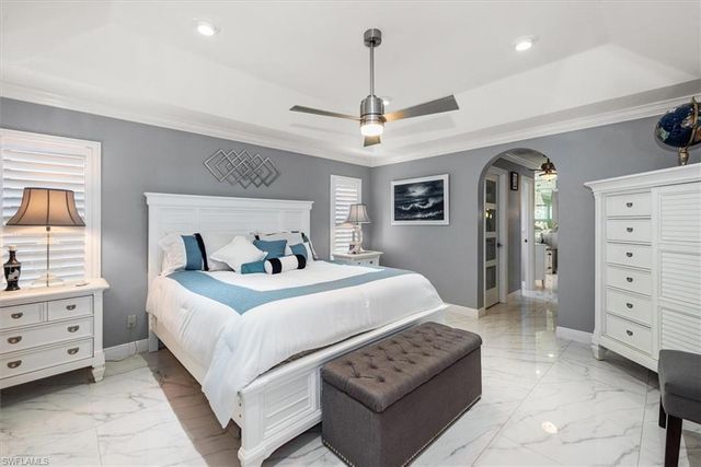 619 SE 22nd ST, Cape Coral, FL 33990