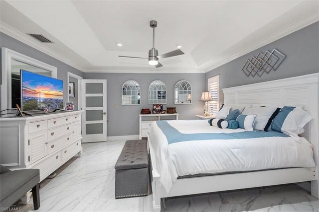 619 SE 22nd ST, Cape Coral, FL 33990