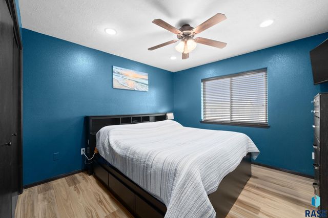 4704 S Wassom Ave Avenue, Sioux Falls, SD 57106