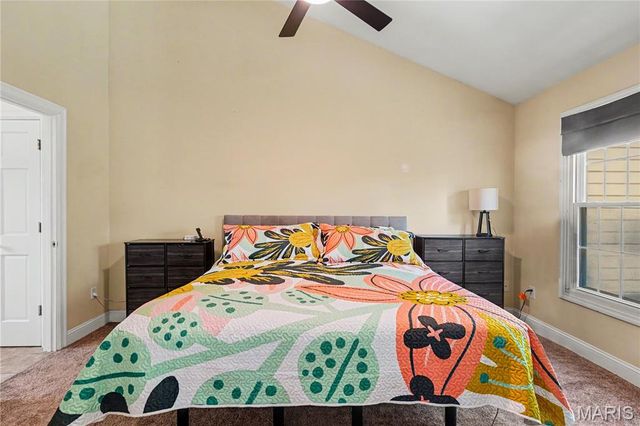 5522 Bourbeuse Common 4, Weldon Spring, MO 63304