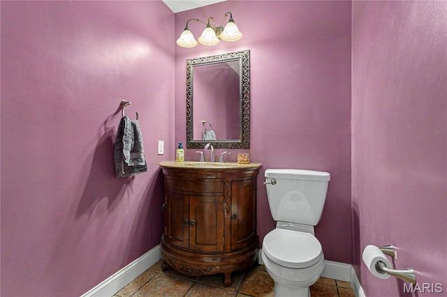 5522 Bourbeuse Common 4, Weldon Spring, MO 63304