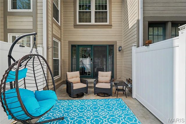 5522 Bourbeuse Common 4, Weldon Spring, MO 63304