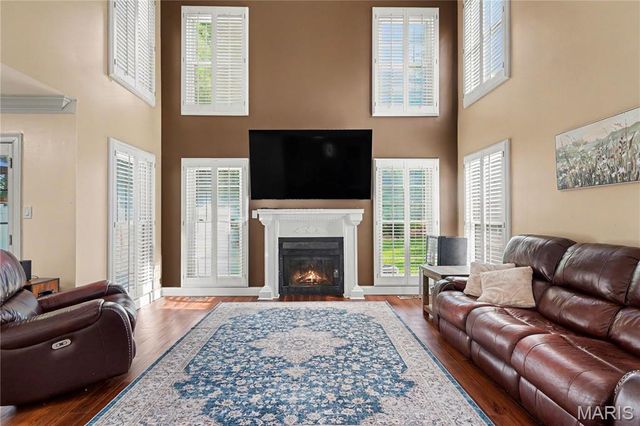 5522 Bourbeuse Common 4, Weldon Spring, MO 63304