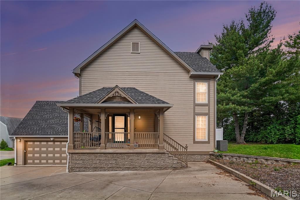 5522 Bourbeuse Common 4, Weldon Spring, MO 63304