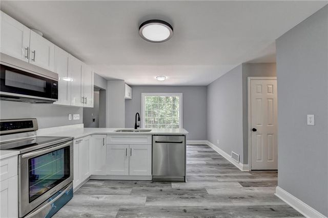 461 Cricket Hill Trail, Lawrenceville, GA 30044