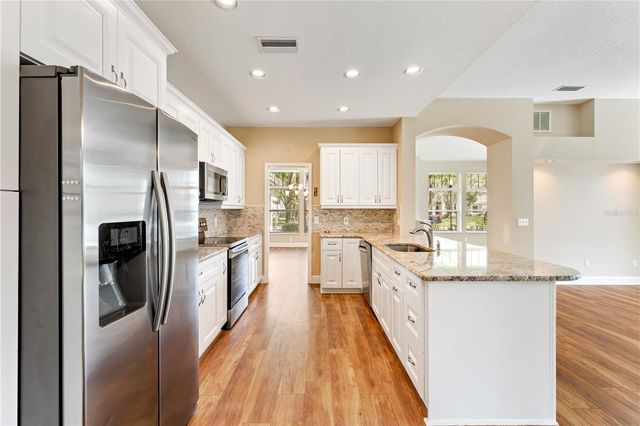 17918 HOLLY BROOK DRIVE, Tampa, FL 33647