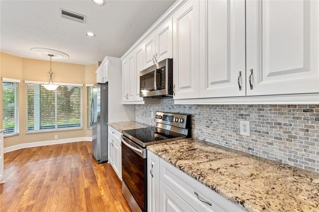 17918 HOLLY BROOK DRIVE, Tampa, FL 33647