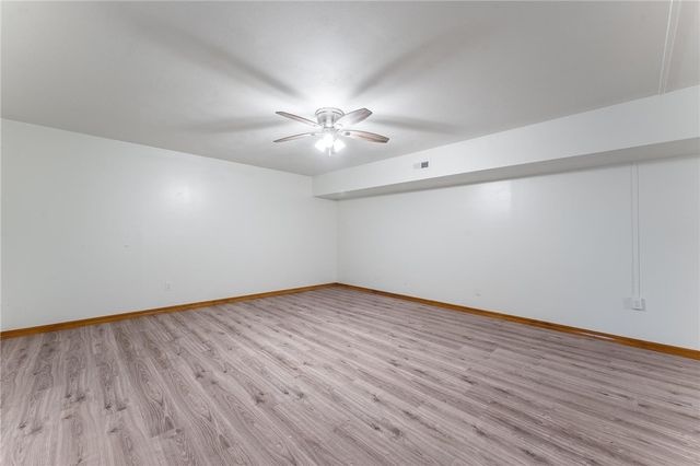 25 Huskins Circle, Bella Vista, AR 72715