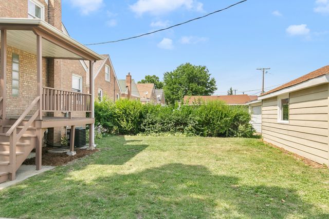 2263 S 14th Avenue, North Riverside, IL 60546