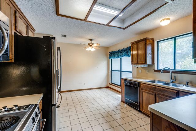 8810 Mariscal Canyon DR, Austin, TX 78759