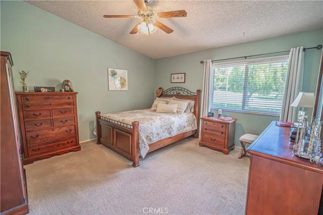 27939 Caraway Lane, Saugus, CA 91350