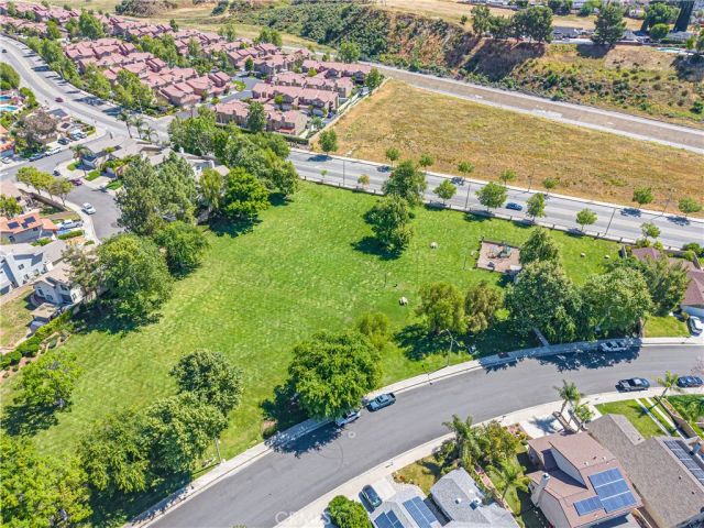27939 Caraway Lane, Saugus, CA 91350