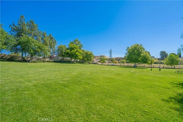 27939 Caraway Lane, Saugus, CA 91350