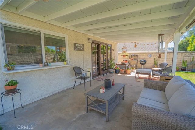 27939 Caraway Lane, Saugus, CA 91350