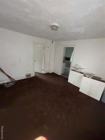 11732 Griggs Street, Detroit, MI 48204