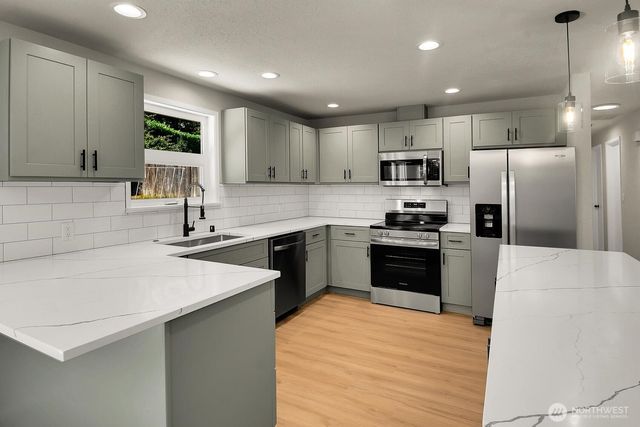 13020 Robinhood Lane, Snohomish, WA 98290