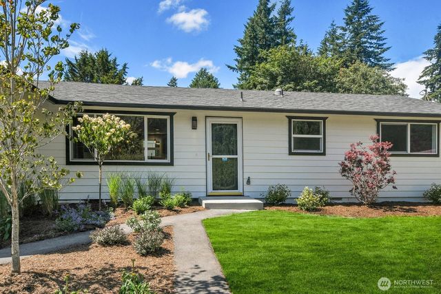 13020 Robinhood Lane, Snohomish, WA 98290