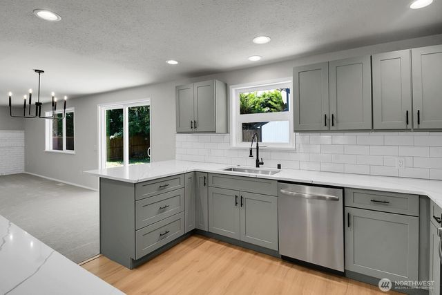 13020 Robinhood Lane, Snohomish, WA 98290