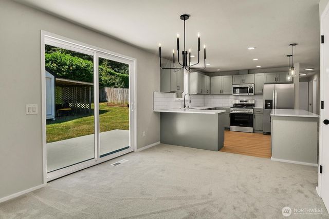 13020 Robinhood Lane, Snohomish, WA 98290