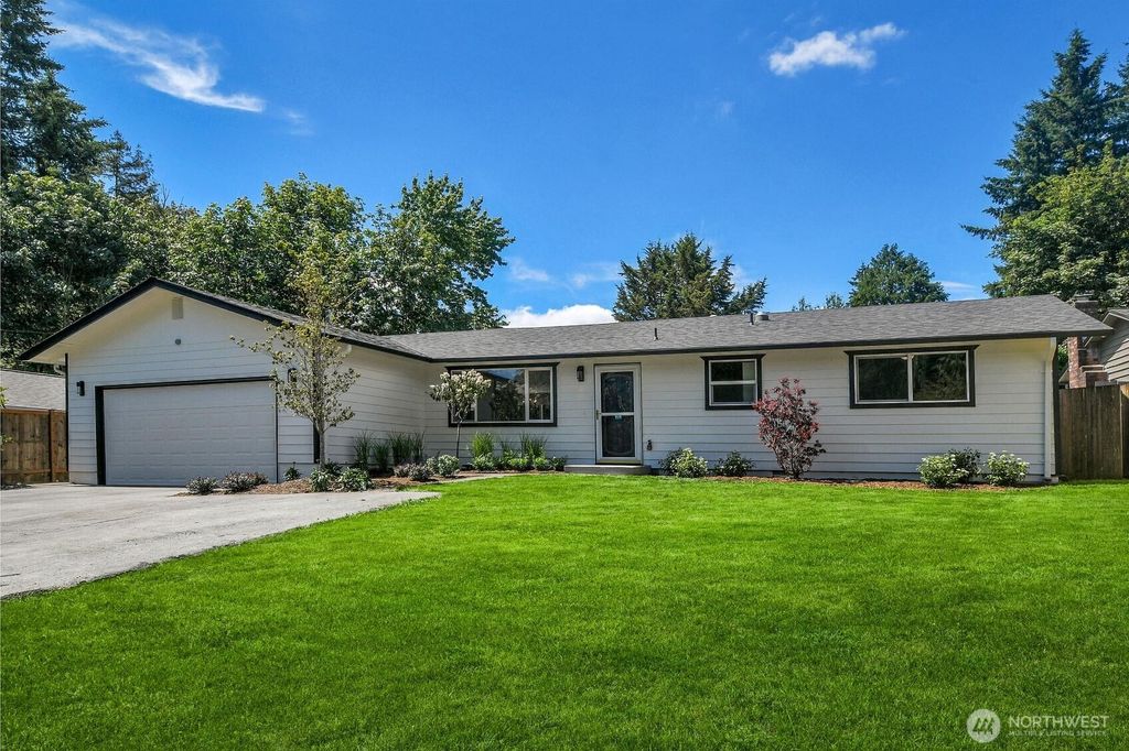 13020 Robinhood Lane, Snohomish, WA 98290