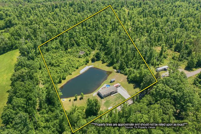 3164 Bunches Chapel Rd, Parsons, TN 38363