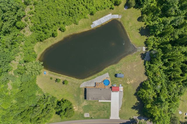 3164 Bunches Chapel Rd, Parsons, TN 38363
