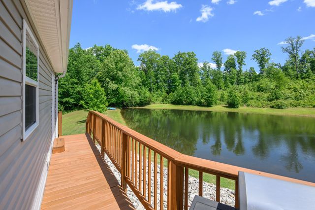 3164 Bunches Chapel Rd, Parsons, TN 38363