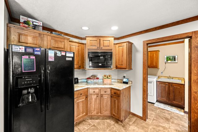 3164 Bunches Chapel Rd, Parsons, TN 38363