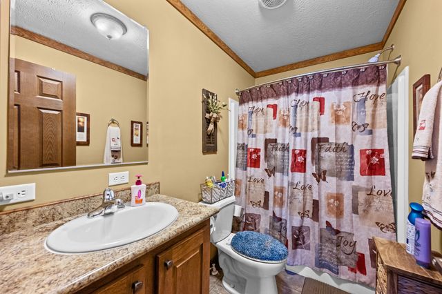 3164 Bunches Chapel Rd, Parsons, TN 38363