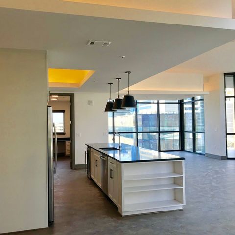 2323 N Akard Street 1501, Dallas, TX 75201