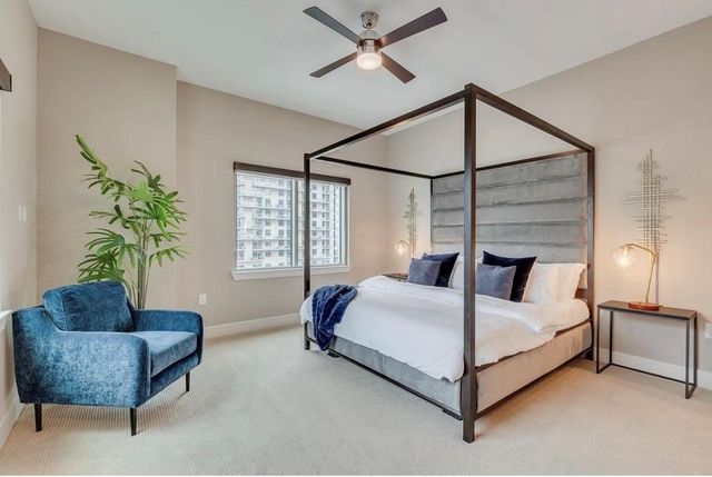 2323 N Akard Street 1501, Dallas, TX 75201