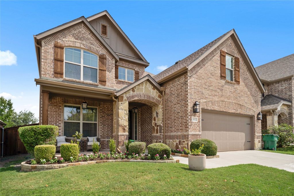 817 Llano Falls Drive, Mckinney, TX 75071