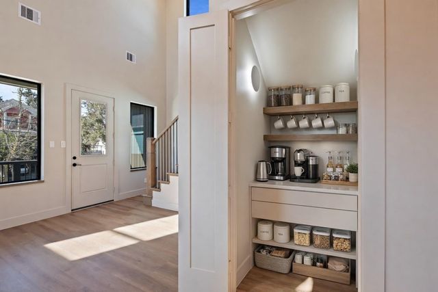 701 Pine Road Road, Clear Lake Shores, TX 77565