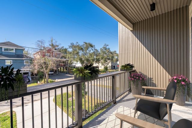 701 Pine Road Road, Clear Lake Shores, TX 77565