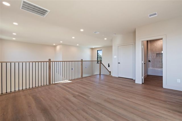 701 Pine Road Road, Clear Lake Shores, TX 77565