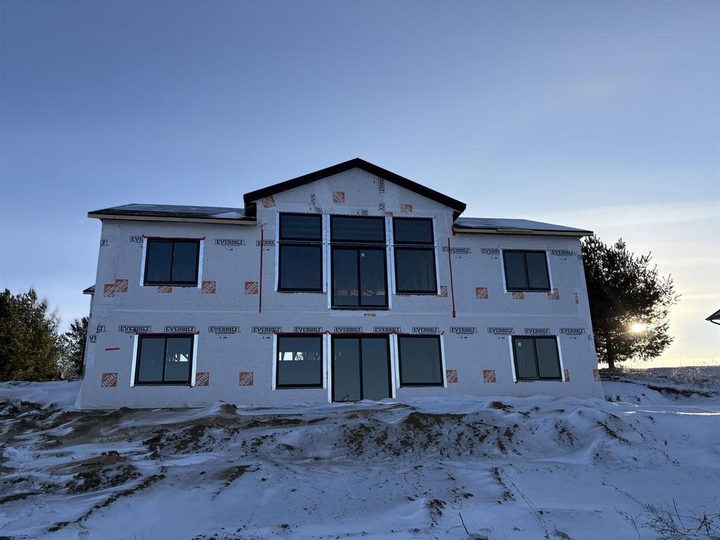 W5570 Island Lake Drive, New Lisbon, WI 53950