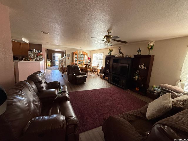 4902 Arizona Bay, San Antonio, TX 78244